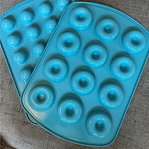 Set of Pampered Chef Donut & Donut Hole Pan